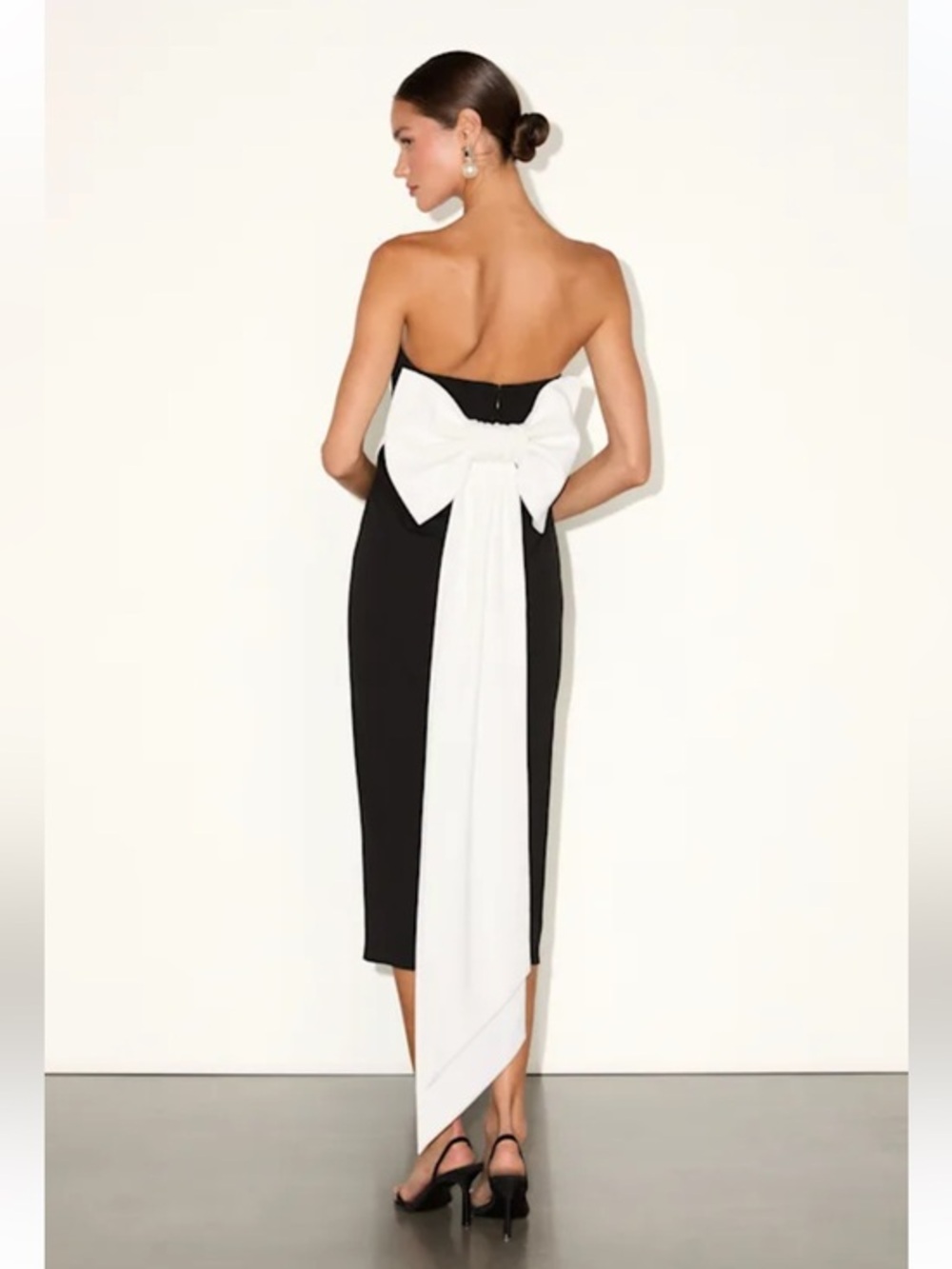 NWT Lulus Fabulous Phenomenon Black and White Strapless Bow Midi Dress